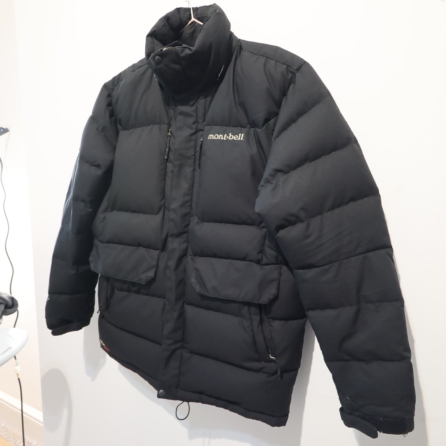 Men’s Black MontBell puffer coat (M)